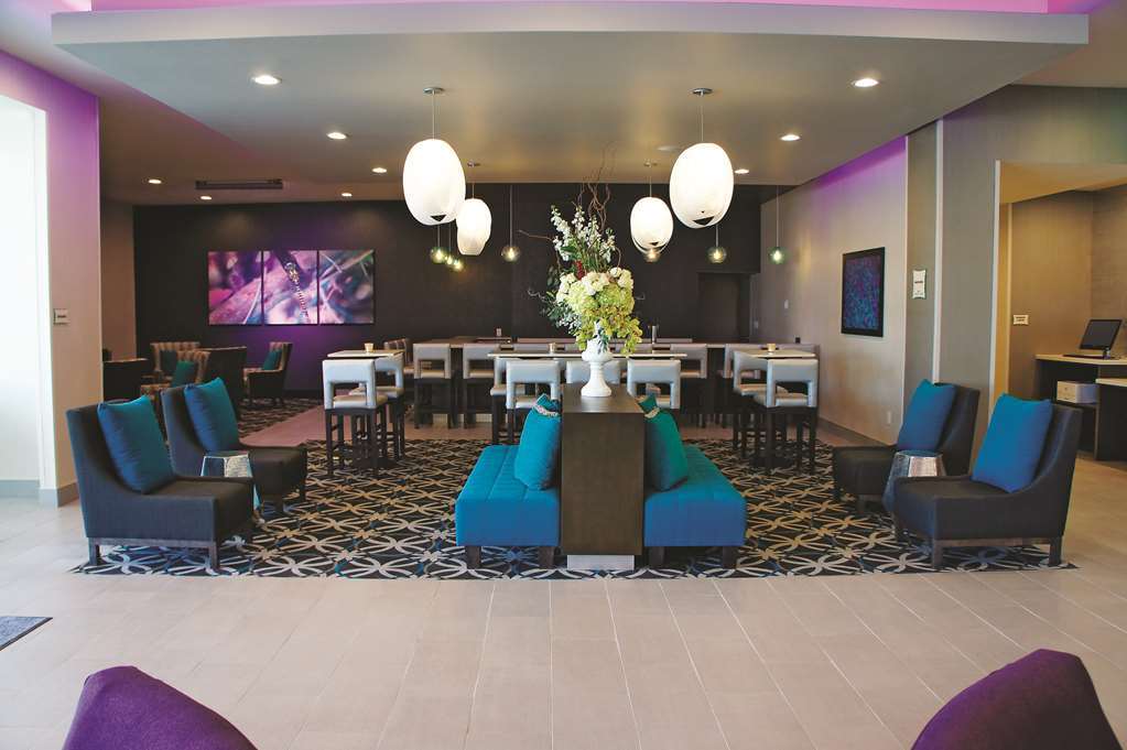 La Quinta By Wyndham Mcallen La Plaza Mall Hotel Interior photo