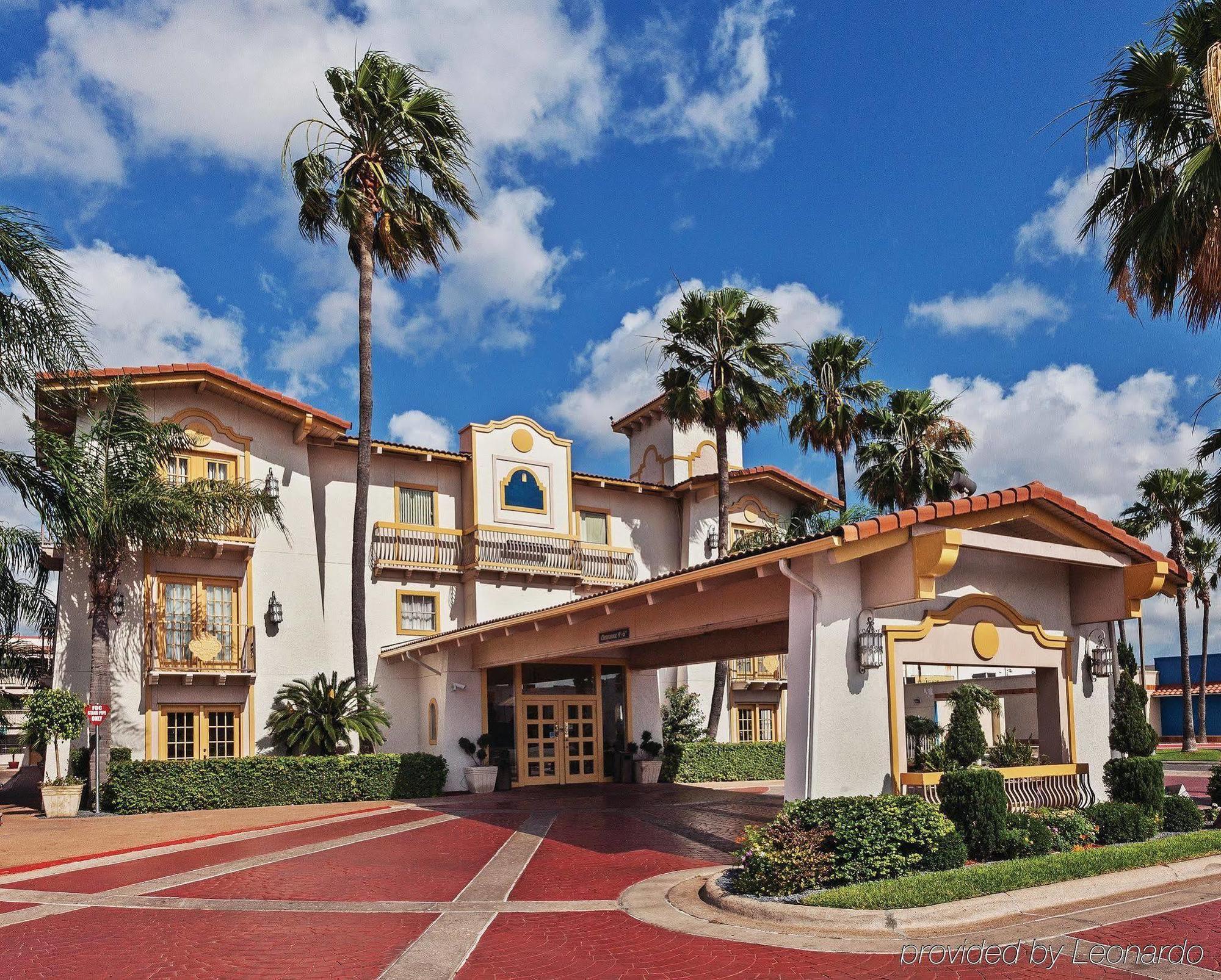 La Quinta By Wyndham Mcallen La Plaza Mall Hotel Exterior photo